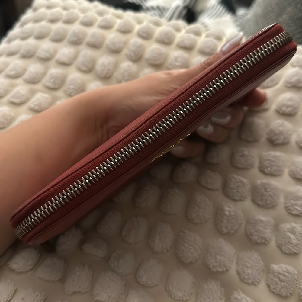 Prada Red Wallet in Saffiano Leather ❤️ - Picture 3 of 11